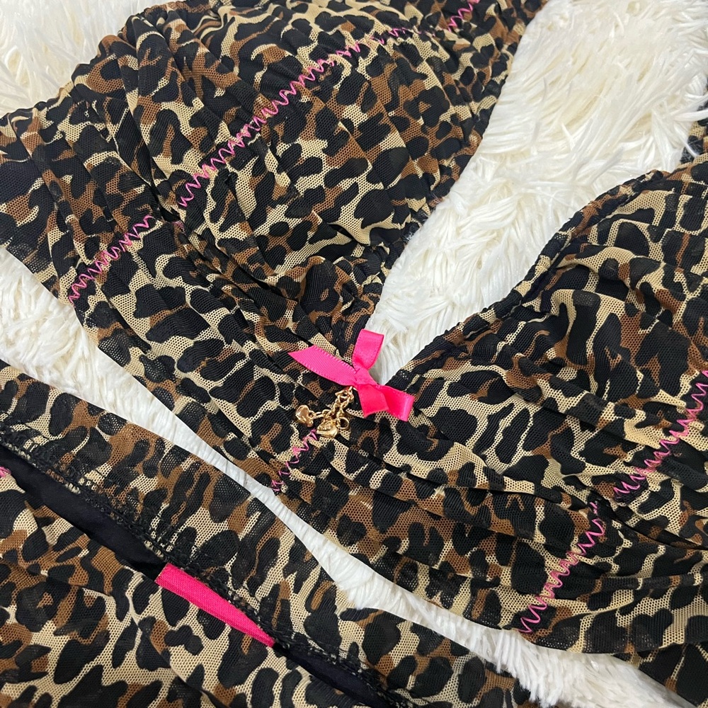 Betsey Johnson Leopard Bikini - Picture 2 of 6